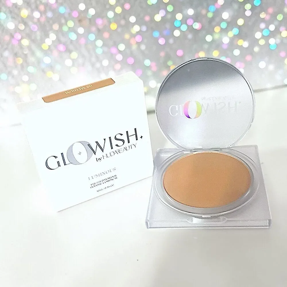 Glowish by Huda Beauty Luminous Pressed Powder in 05 Medium 0.35 Oz New in Box